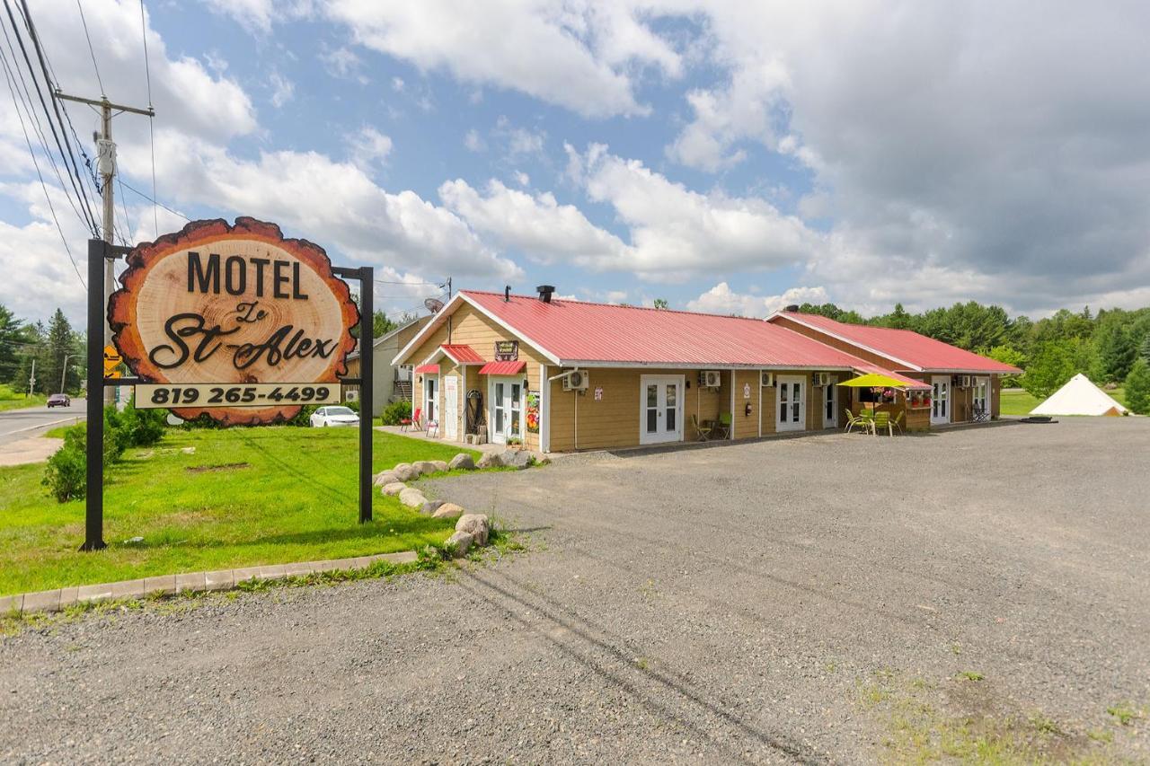 Motel Le Saint Alex Exterior foto